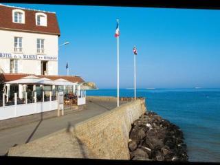 De La Marine Hotel